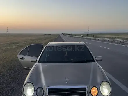 Mercedes-Benz E 280 1997 года за 3 200 000 тг. в Алматы – фото 7