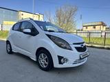 Chevrolet Spark 2011 года за 3 000 000 тг. в Шымкент – фото 2