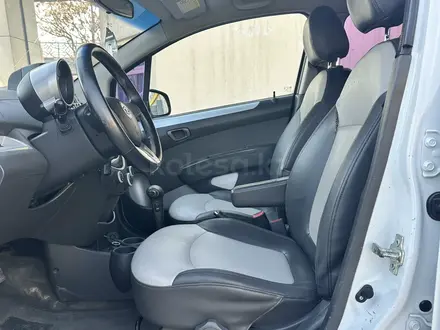 Chevrolet Spark 2011 года за 3 000 000 тг. в Шымкент – фото 7
