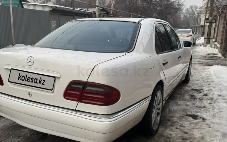 Mercedes-Benz E 280 1998 годаүшін2 700 000 тг. в Алматы