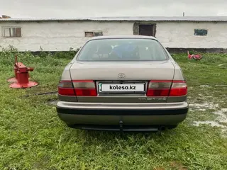 Toyota Carina E