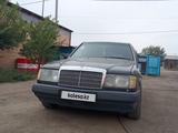 Mercedes-Benz E 200 1994 годаүшін2 200 000 тг. в Балхаш – фото 2