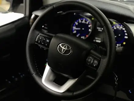 Toyota Hilux 2018 года за 16 000 000 тг. в Актау – фото 12