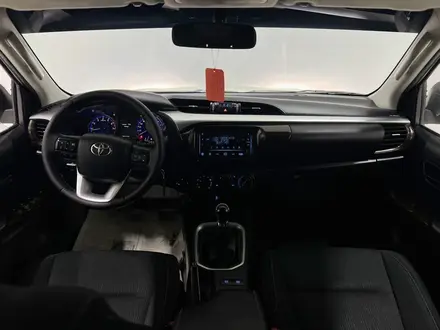 Toyota Hilux 2018 года за 16 000 000 тг. в Актау – фото 8
