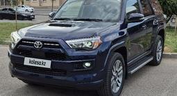 Toyota 4Runner 2022 года за 28 500 000 тг. в Астана – фото 2