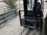 Toyota  6F 2004 годаүшін5 800 000 тг. в Тараз – фото 2
