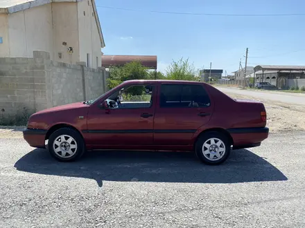 Volkswagen Vento 1993 года за 1 100 000 тг. в Тараз – фото 6