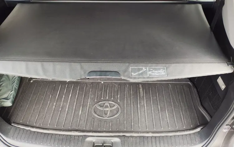Шторка багажника Toyota Haghlander за 35 000 тг. в Астана