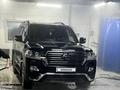 Toyota Land Cruiser 2017 года за 33 000 000 тг. в Астана