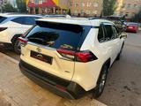 Toyota RAV4 2020 годаүшін19 300 000 тг. в Астана – фото 4