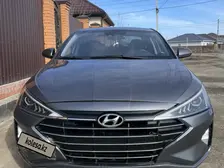 Hyundai Elantra, 2019