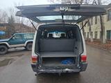 Volkswagen Multivan 1995 года за 3 200 000 тг. в Караганда – фото 4