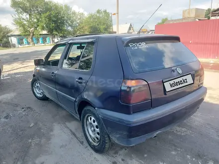 Volkswagen Golf 1995 года за 2 250 000 тг. в Семей – фото 5