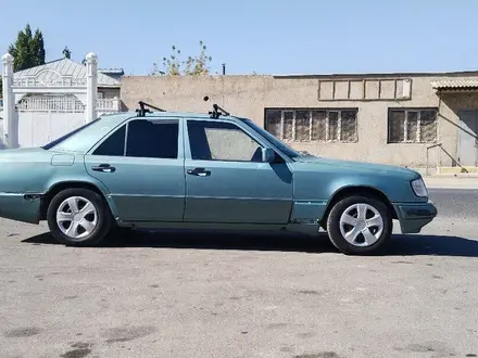 Mercedes-Benz E 200 1991 года за 1 050 000 тг. в Тараз – фото 7