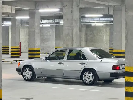 Mercedes-Benz E 230 1992 года за 2 500 000 тг. в Шымкент – фото 8