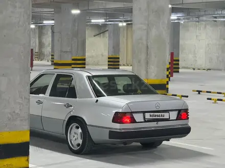 Mercedes-Benz E 230 1992 года за 2 500 000 тг. в Шымкент – фото 9