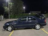 Mercedes-Benz C 180 1996 года за 1 700 000 тг. в Караганда – фото 2