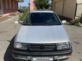 Volkswagen Vento 1993 годаfor1 600 000 тг. в Алматы