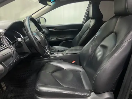Toyota Camry Elegance 2021 года за 11 600 000 тг. в Алматы – фото 12