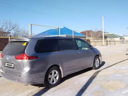 Toyota Sienna 2010 года за 10 000 000 тг. в Жанаозен – фото 2