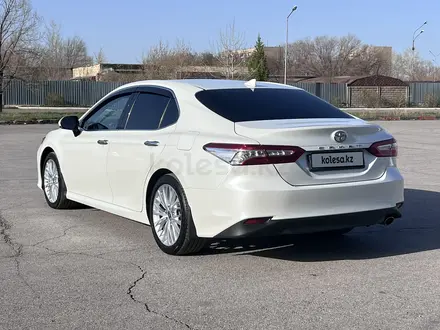 Toyota Camry 2021 года за 17 500 000 тг. в Караганда – фото 6