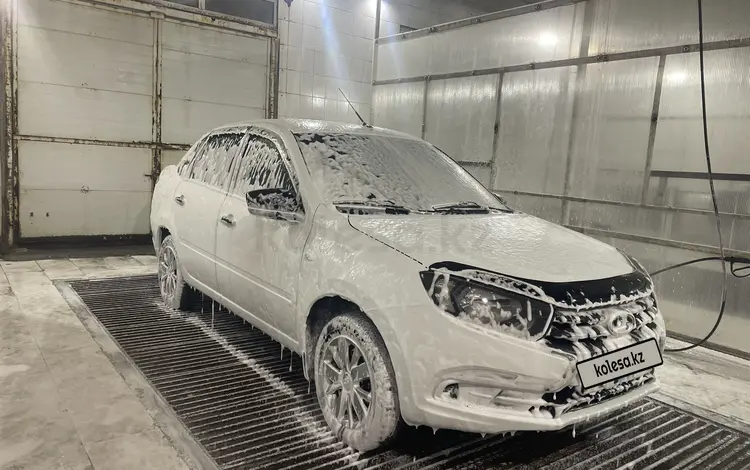 ВАЗ (Lada) Granta 2190 2019 годаүшін4 400 000 тг. в Актобе