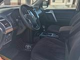 Toyota Land Cruiser Prado 2018 года за 31 000 000 тг. в Актобе – фото 5