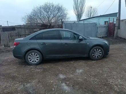 Chevrolet Cruze 2011 года за 3 600 000 тг. в Кызылорда – фото 4