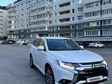 Mitsubishi Outlander 2022 годаүшін10 200 000 тг. в Астана – фото 3