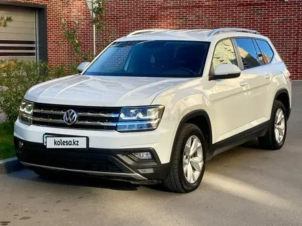 Volkswagen Teramont 2019 года за 19 900 000 тг. в Астана