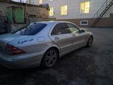 Mercedes-Benz S 320 1998 годаfor3 500 000 тг. в Щучинск – фото 2