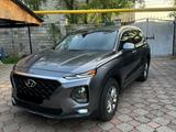 Hyundai Santa Fe 2018 года за 11 100 000 тг. в Алматы