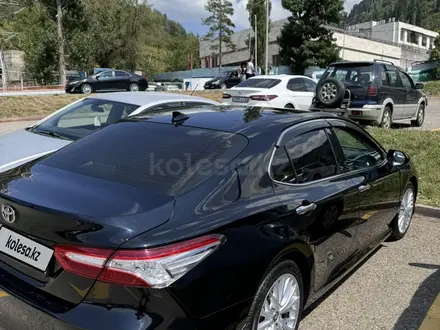 Toyota Camry 2019 года за 15 000 000 тг. в Алматы – фото 9