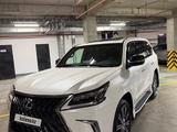 Lexus LX 570 2017 годаүшін53 800 000 тг. в Атырау – фото 3