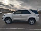 Toyota Fortuner 2014 года за 14 000 000 тг. в Уральск – фото 3