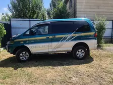 Mitsubishi Delica, 1996