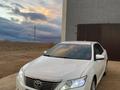 Toyota Camry 2014 года за 9 000 000 тг. в Атырау – фото 2