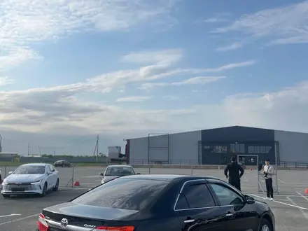 Toyota Camry 2013 года за 8 200 000 тг. в Уральск – фото 4