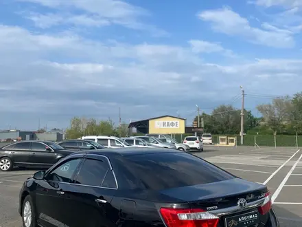 Toyota Camry 2013 года за 8 200 000 тг. в Уральск – фото 3