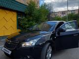 Chevrolet Cruze 2011 года за 4 000 000 тг. в Караганда – фото 2