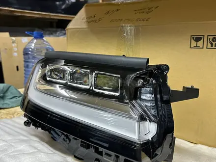 Фара Toyota Land Cruiser 300 ORIGINAL за 300 000 тг. в Алматы – фото 3