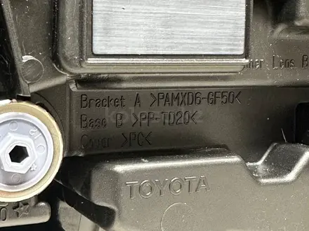 Фара Toyota Land Cruiser 300 ORIGINAL за 300 000 тг. в Алматы – фото 5