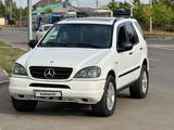 Mercedes-Benz ML 320 1998 годаfor3 500 000 тг. в Астана