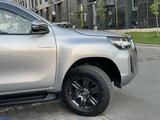 Toyota Hilux 2023 года за 22 000 000 тг. в Атырау – фото 5