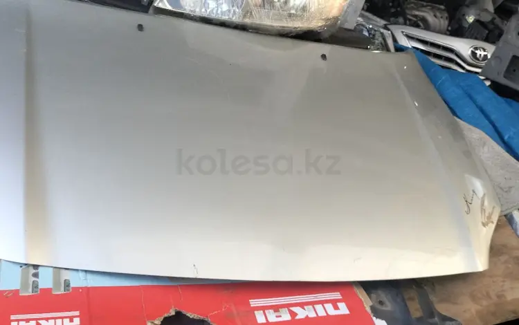 Toyota avensis капот 2005 за 45 000 тг. в Алматы