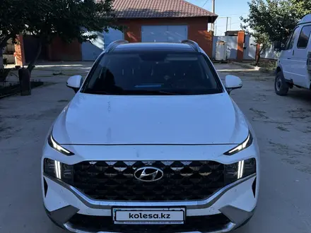 Hyundai Santa Fe 2023 года за 15 700 000 тг. в Кульсары