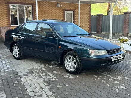 Toyota Carina E 1995 года за 3 500 000 тг. в Алматы – фото 2