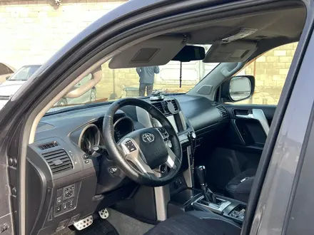 Toyota Land Cruiser Prado 2011 года за 16 000 000 тг. в Тараз – фото 14