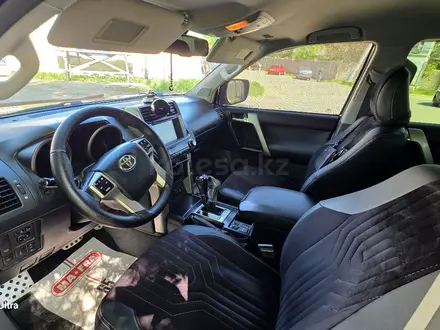 Toyota Land Cruiser Prado 2011 года за 16 000 000 тг. в Тараз – фото 22