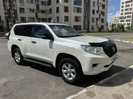 Toyota Land Cruiser Prado 2021 года за 21 500 000 тг. в Астана – фото 2